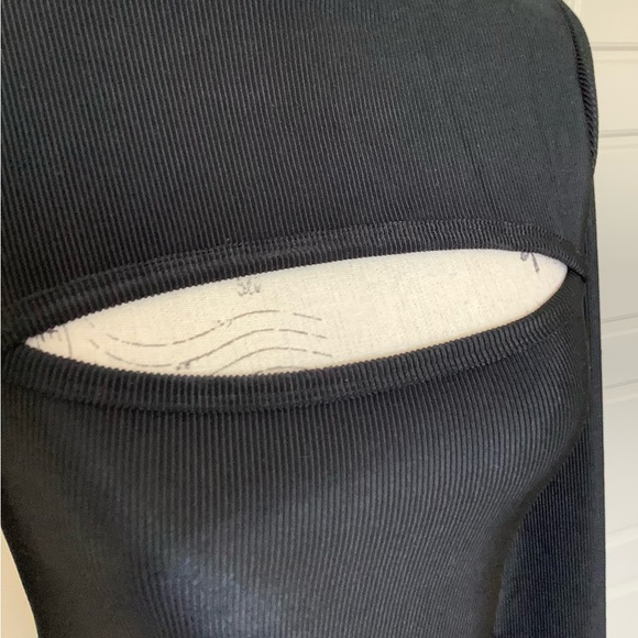 ⭐️ Sexy Black Dress ⭐️ - Picture 9 of 10